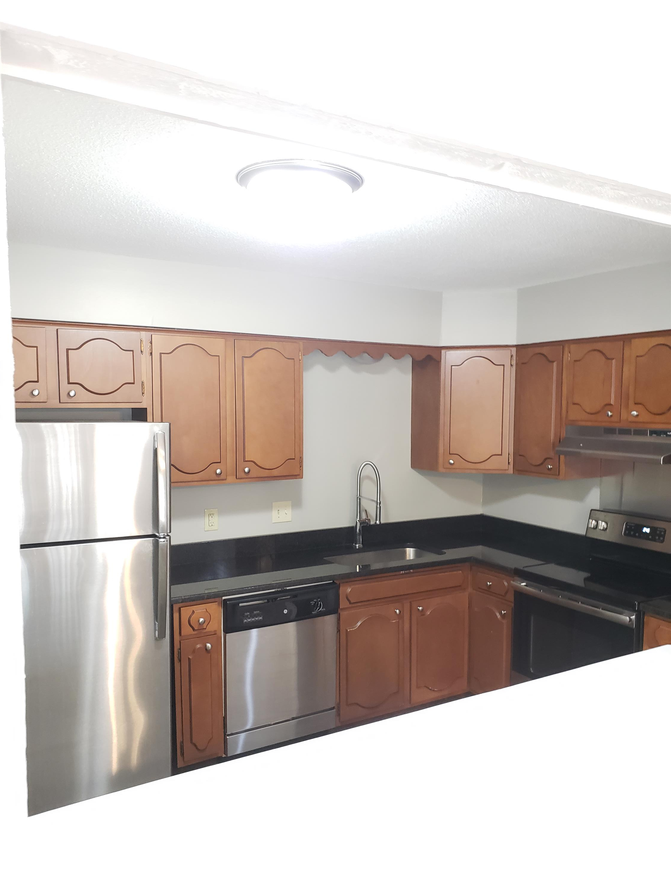 9542 Mission Rd - 33